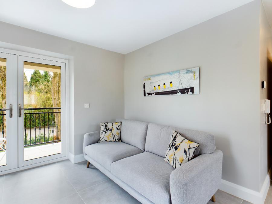 2 Ashley Park Lane
