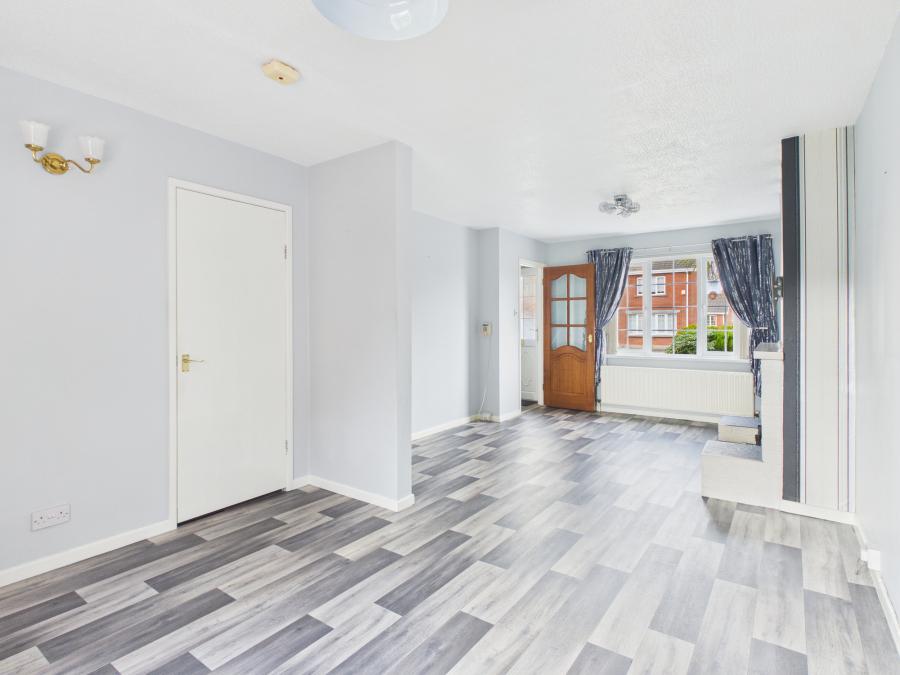 42 Beaufort Crescent