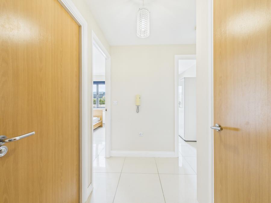 Apt 47 Gardiners Square Apts, Brown Square, Peters Hill