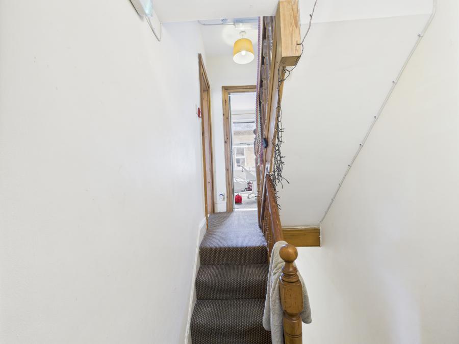 4 Cadogan Street
