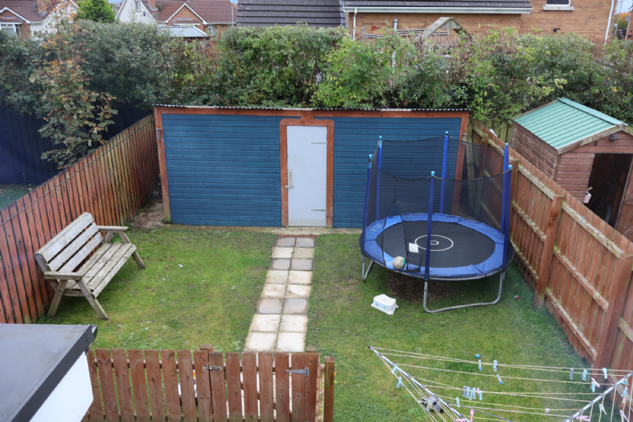 95 Broighter Gardens