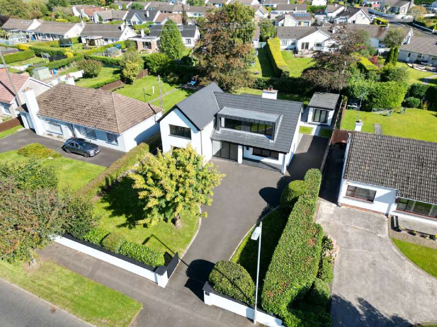 64 Scroggy Road