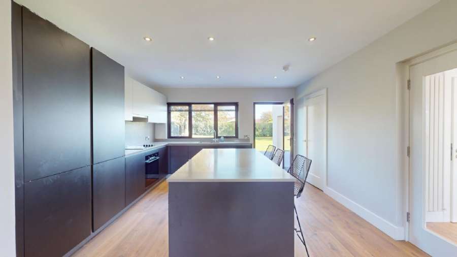 64 Scroggy Road