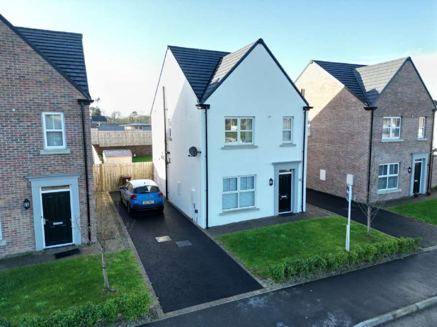 6 Blackthorn Drive, Limavady, BT49 9FN