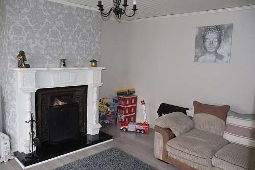 53 Woodland Walk