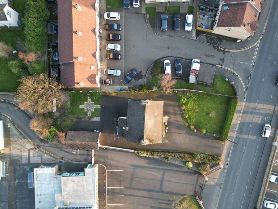 92 Irish Green Street