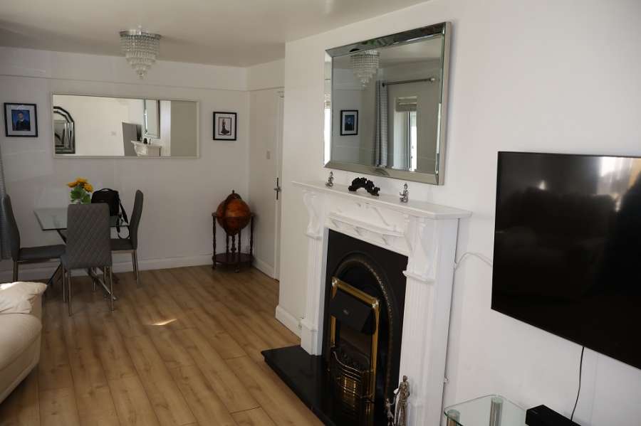 8 Neptune Crescent