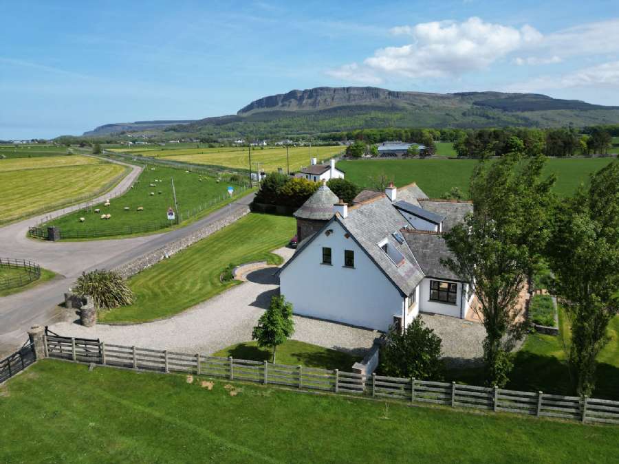 Musselden Lodge, 48 Scotchtown Road