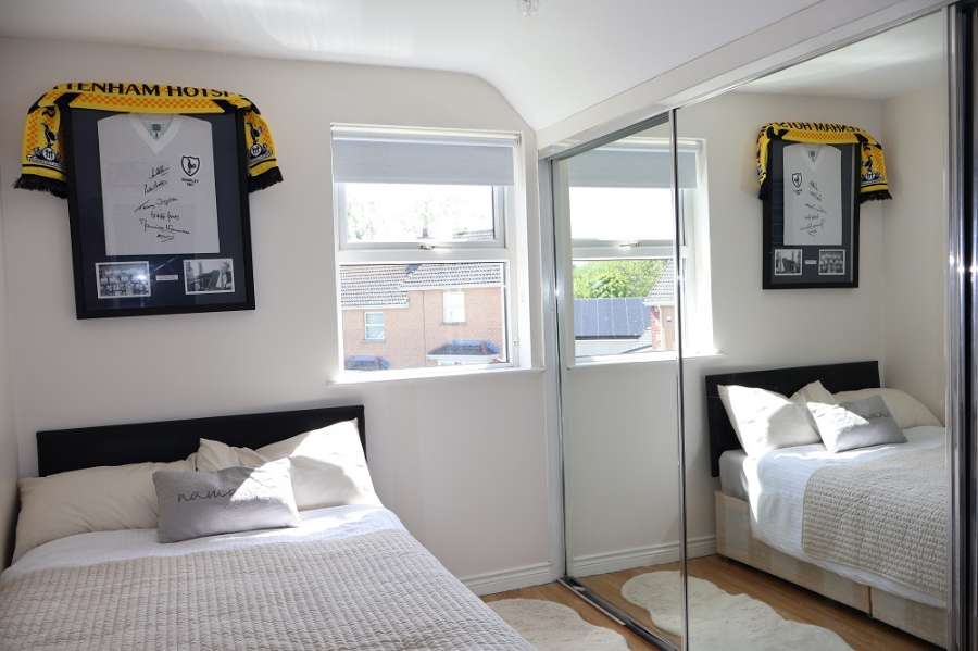 12 Oakdene Crescent
