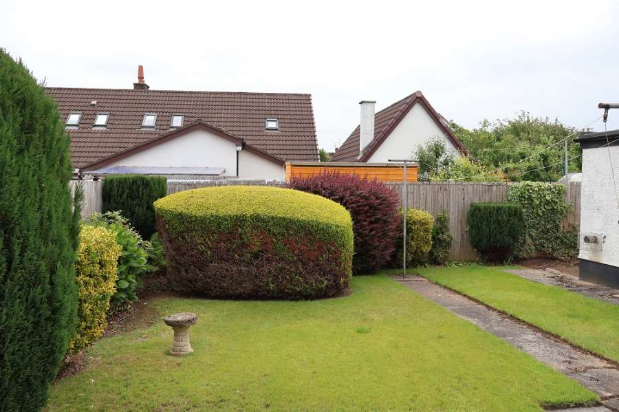 74 Whitehill Park