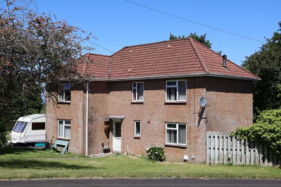 1 Wood Road