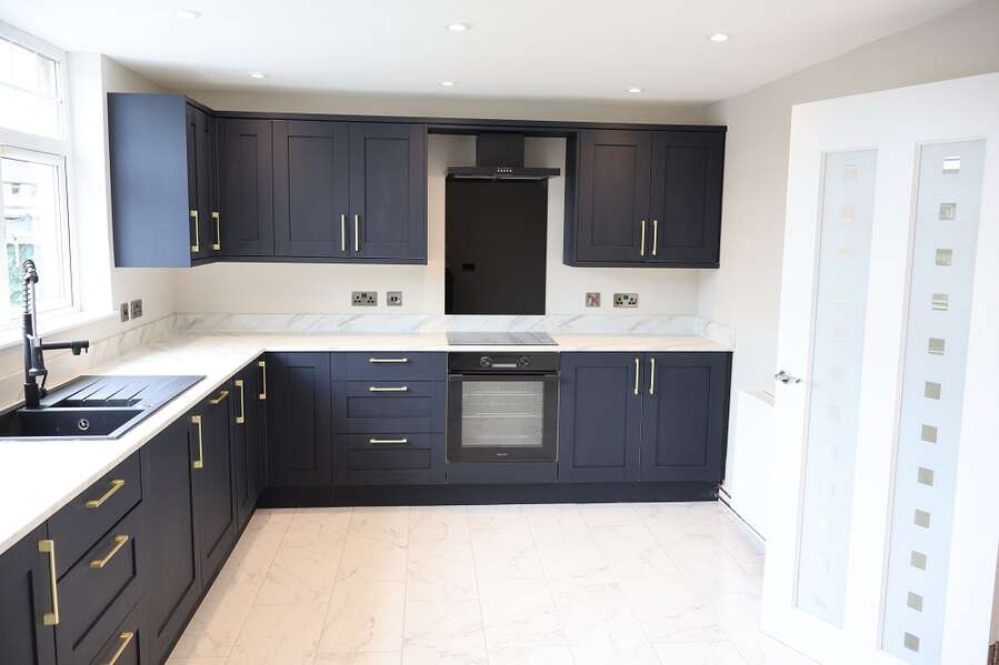 11 Glenmill Park