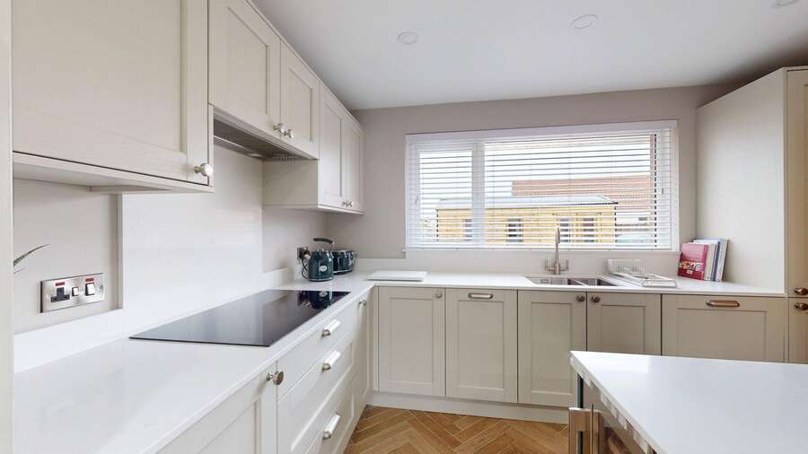 2 Bovally Road