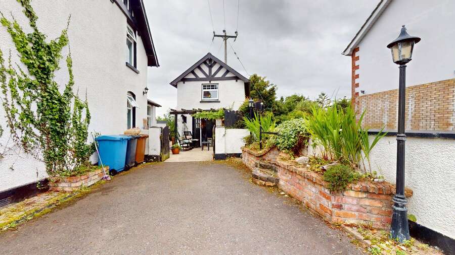 Cathers Cottages, 23 Roemill Road