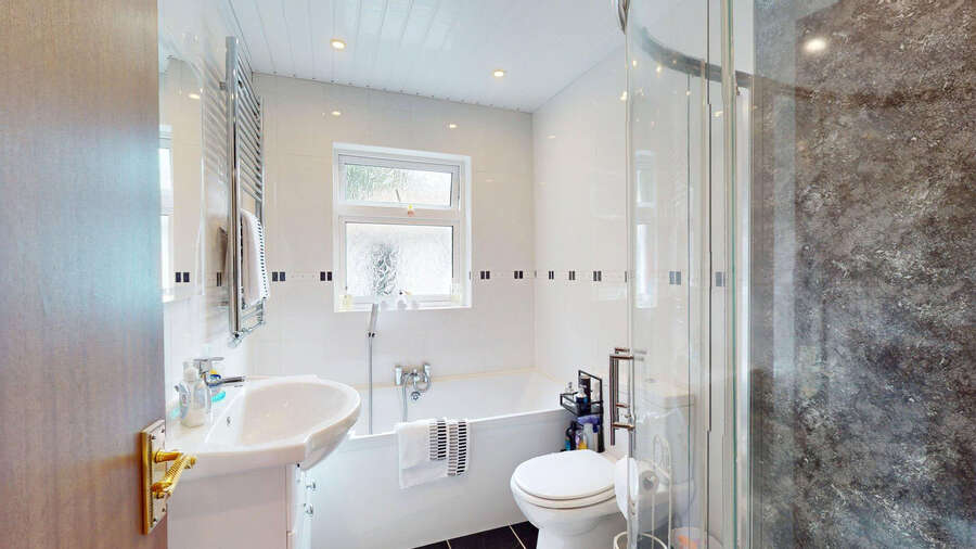 31 Walworth Park