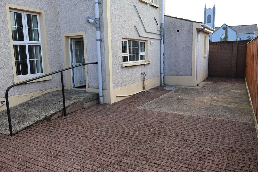 25 Church Street