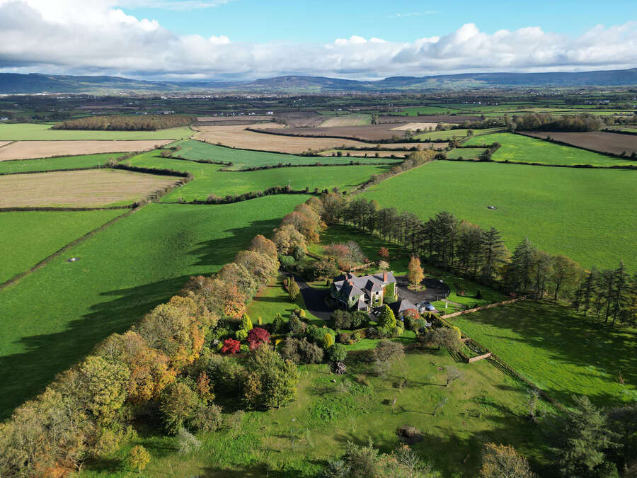 Ardnacranagh, 128 Highlands Road