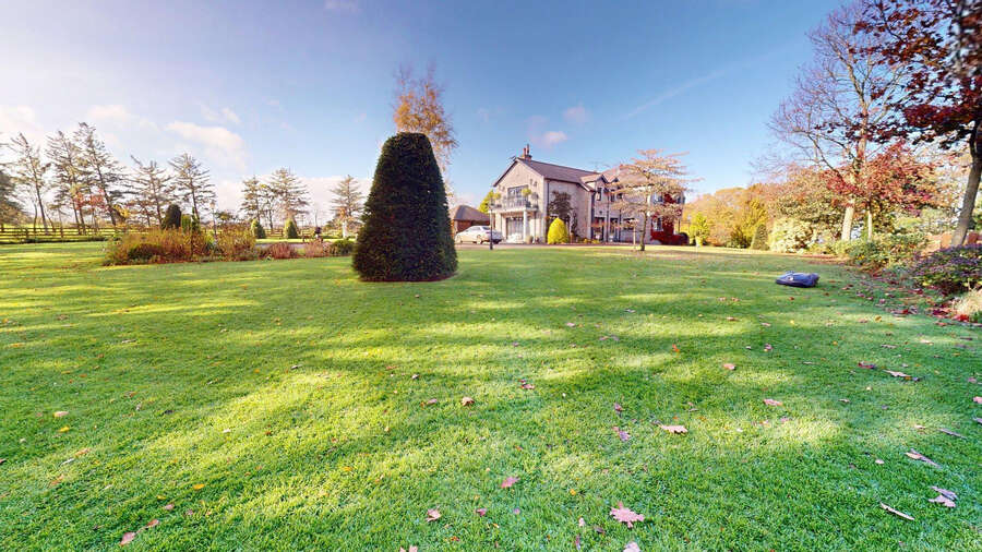 Ardnacranagh, 128 Highlands Road