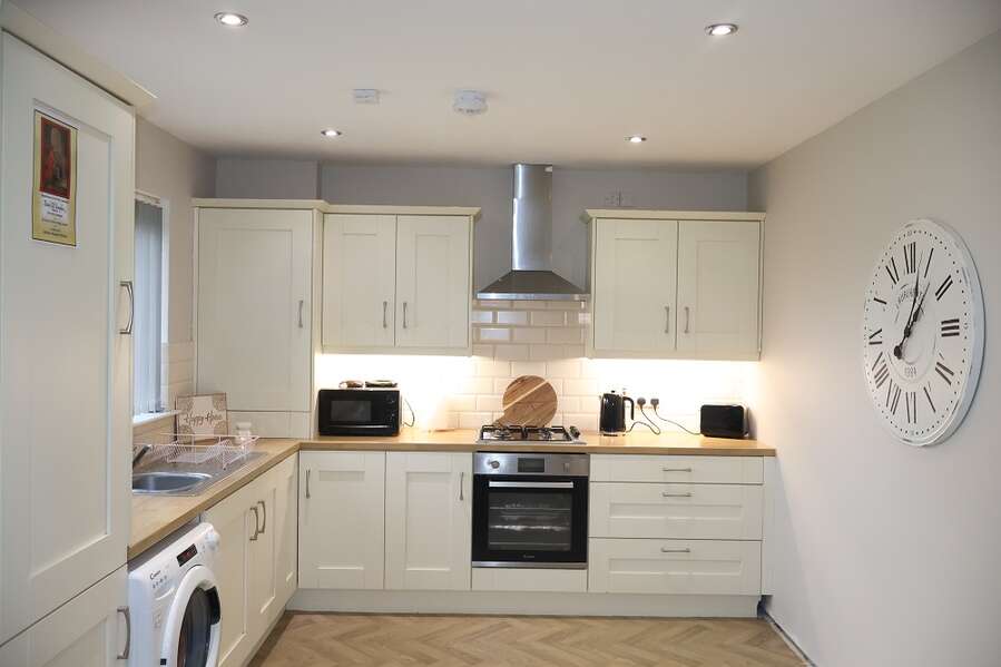 86 Broighter Gardens