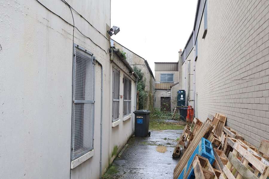 12 Irish Green Street