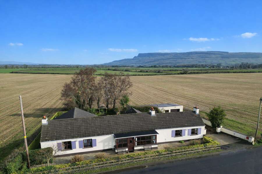 Rose Cottage, 17 Lomond Road