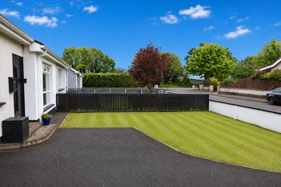 9 Grannagh Park