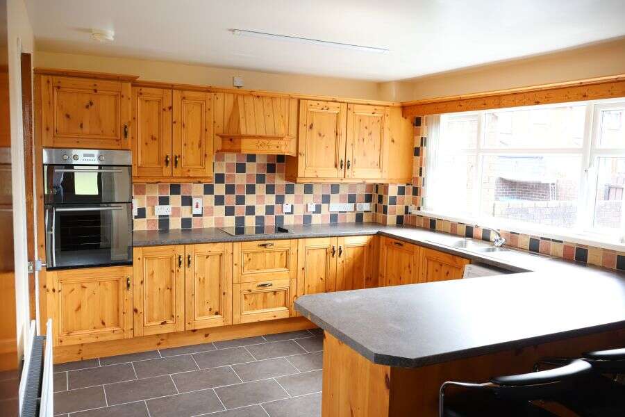 36 Drumachose Park