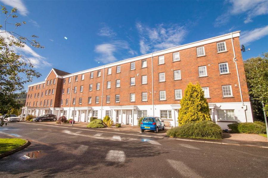 37 Fortwilliam Grange, Fortwilliam Park, Belfast, BT15 4AU