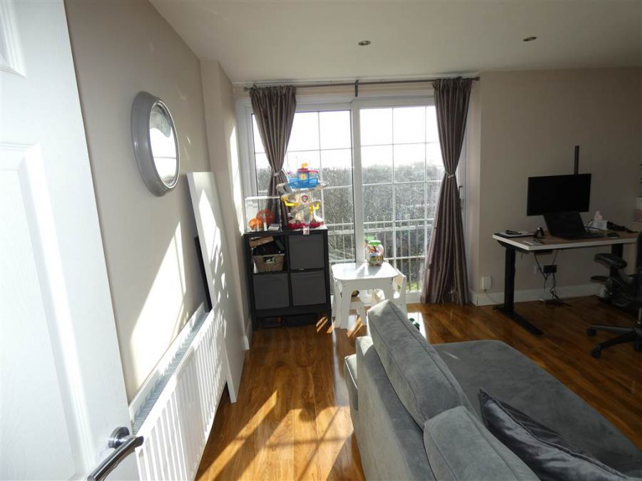 37 Fortwilliam Grange