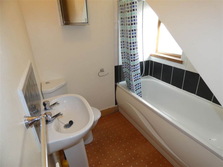 Flat 3 152 Upper Newtownards Road