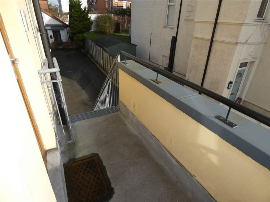 Flat 3 152 Upper Newtownards Road