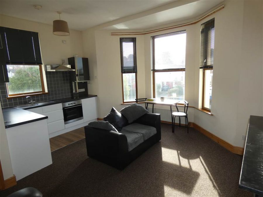 Flat 3 152 Upper Newtownards Road