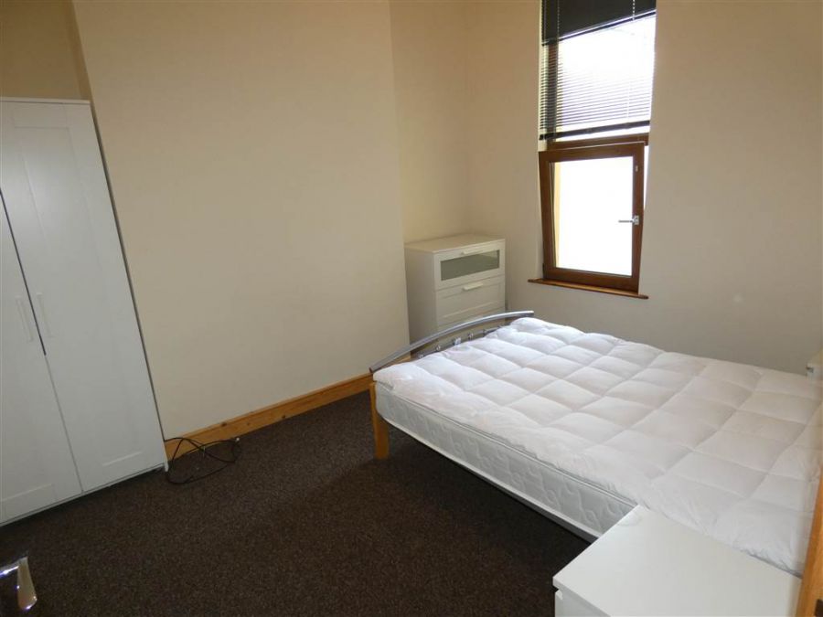 Flat 3 152 Upper Newtownards Road