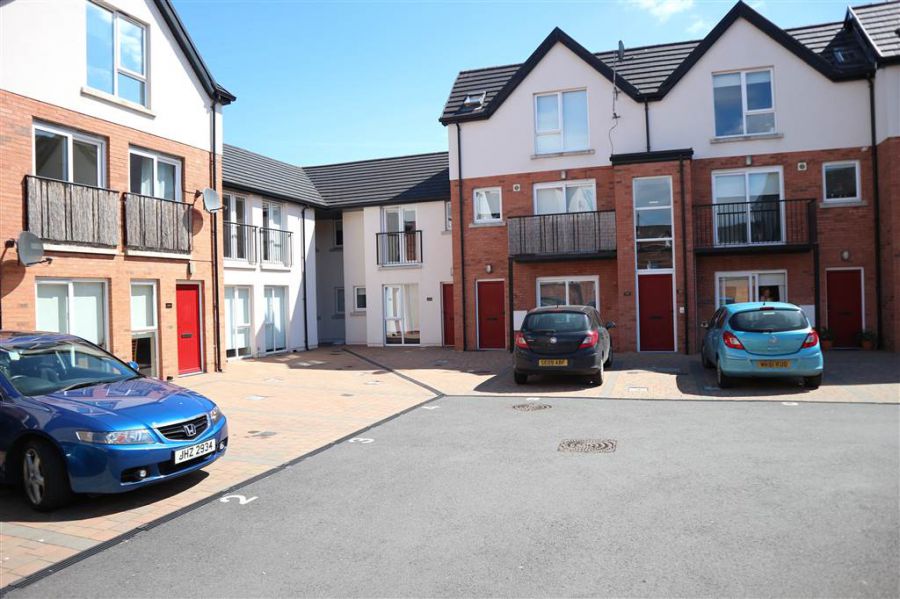 466 Woodstock Road, Cregagh, Belfast, BT6 9DR