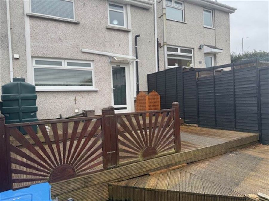 17 Rosneath Gardens