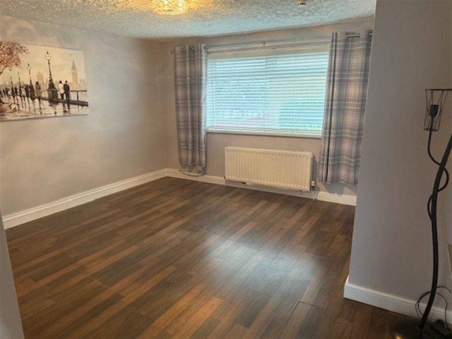 17 Rosneath Gardens