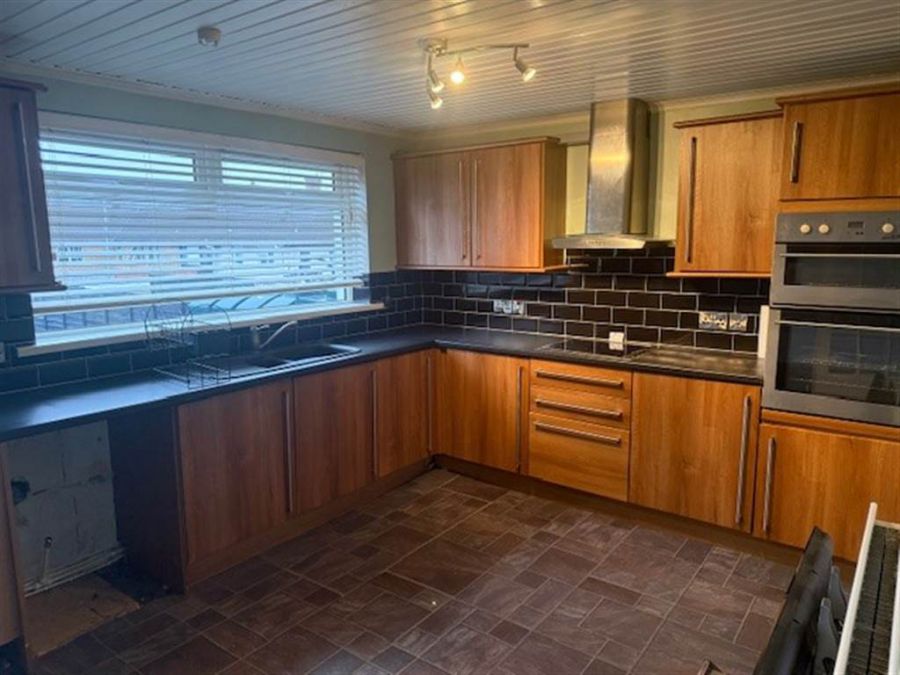 17 Rosneath Gardens