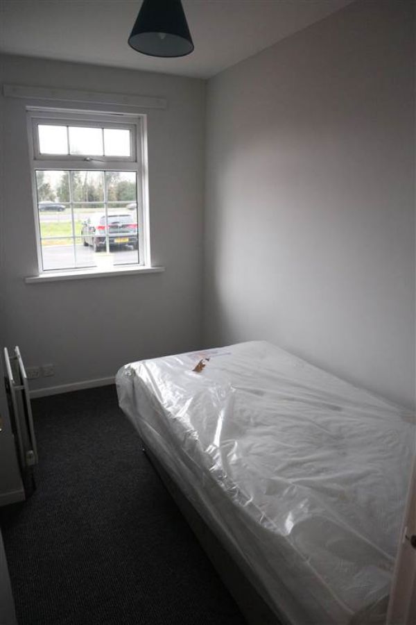 48 Strathearn Court