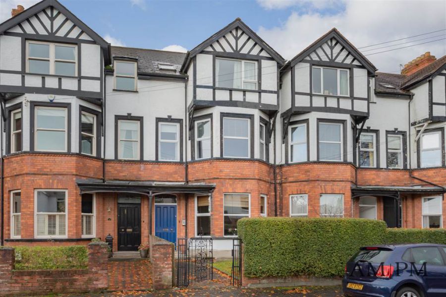 31b Wandsworth Road,belmont road, belfast, BT4 3LS