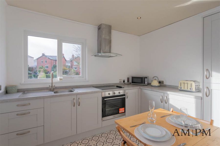 31b Wandsworth Road