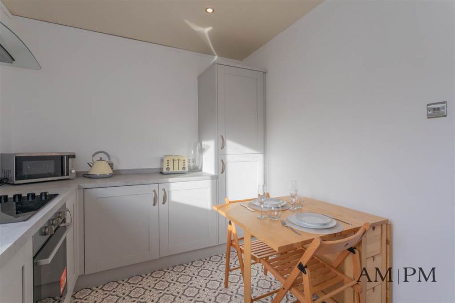 31b Wandsworth Road
