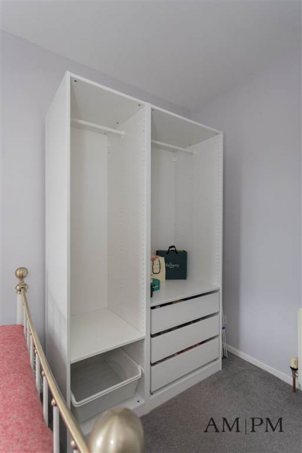 31b Wandsworth Road