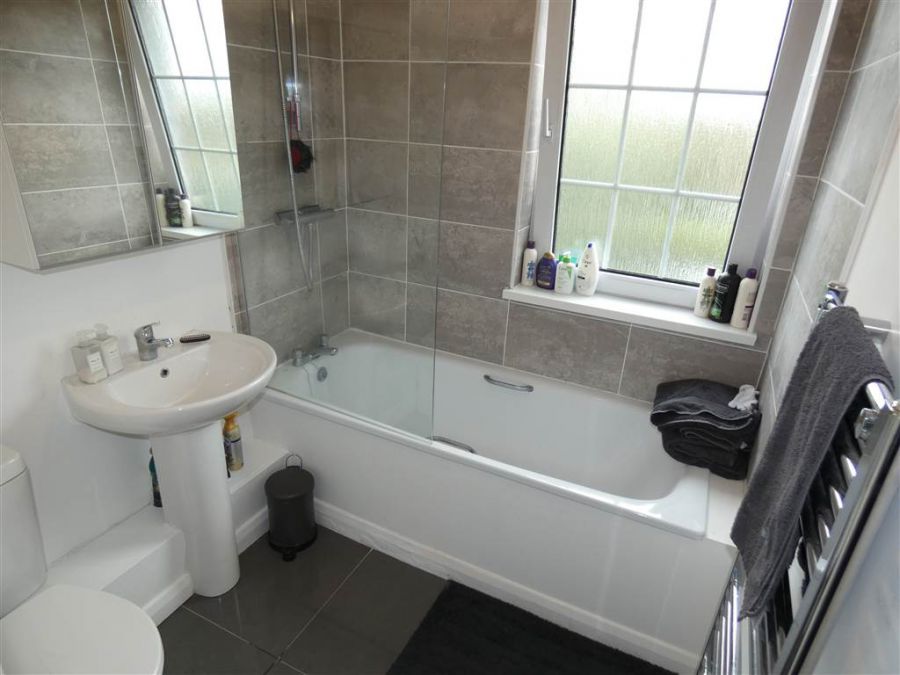 60 Fortwilliam Grange