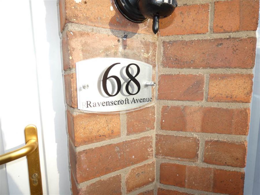 68 Ravenscroft Avenue