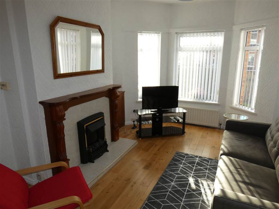 68 Ravenscroft Avenue