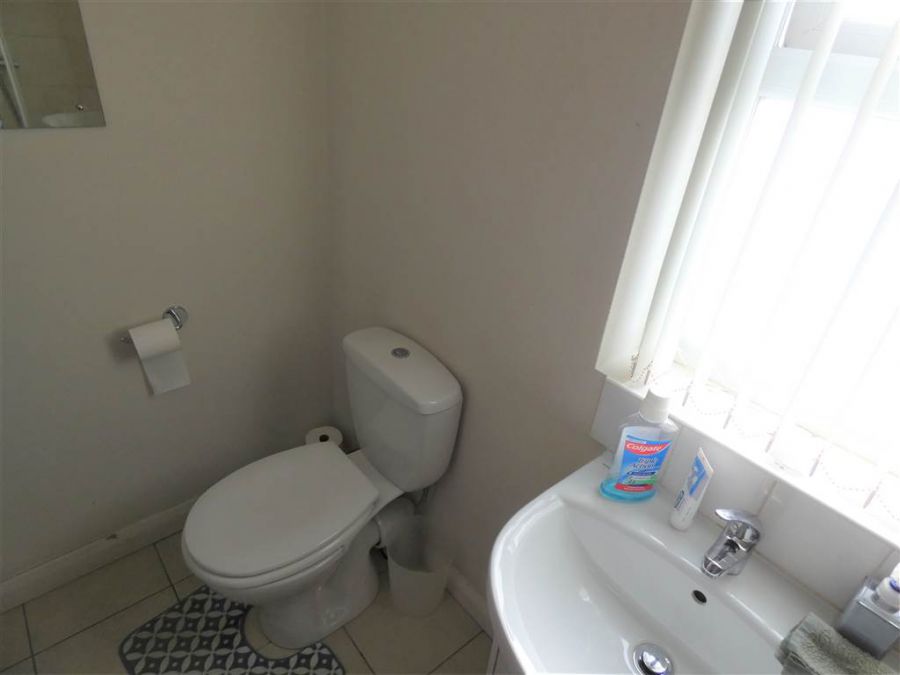 Apt1. 450 Woodstock Road