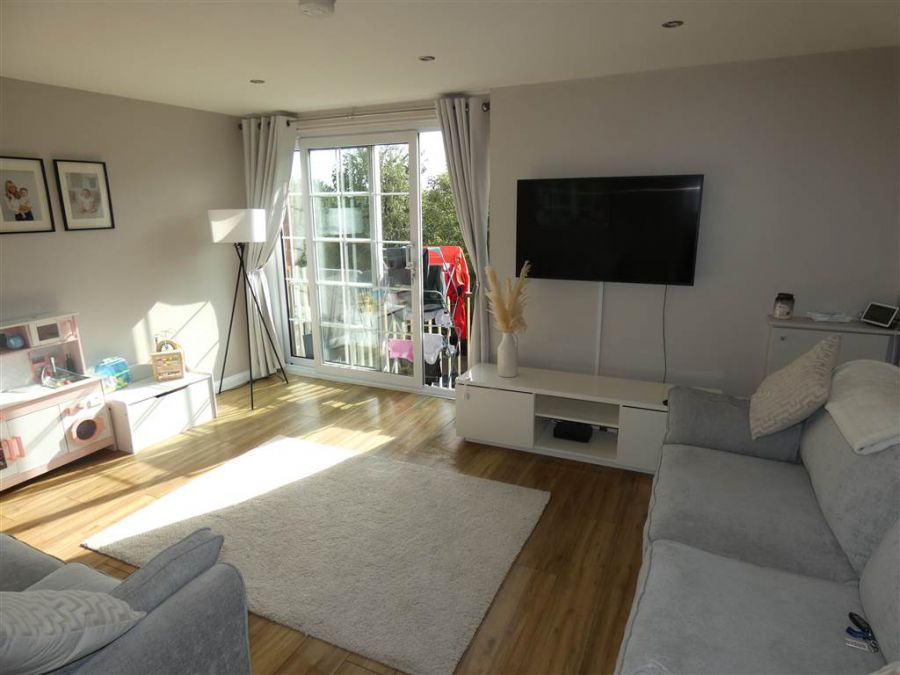 64 Fortwilliam Grange