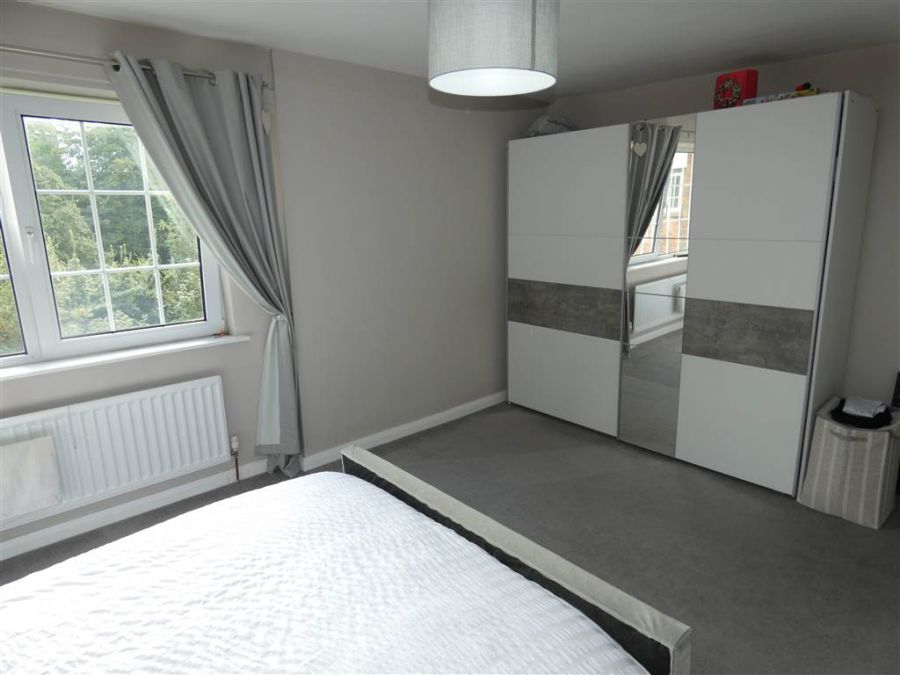 64 Fortwilliam Grange