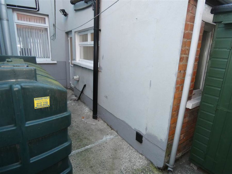 62 Ravenscroft Avenue