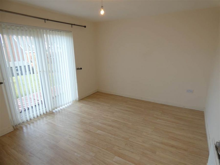 5 Aylesbury Mews
